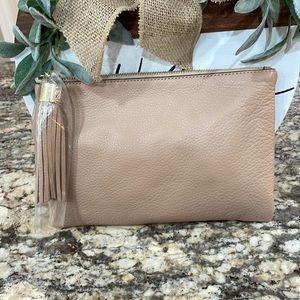NWT G.I.L.I. Italian Leather Pouch